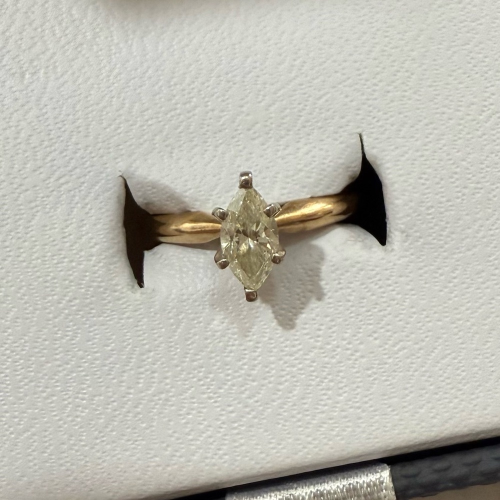14KT Yellow Gold Diamond Ring